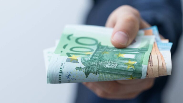 Conseils pour protéger son argent en période de crise économique