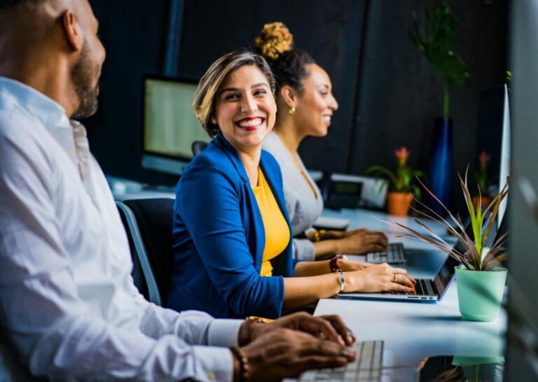 Tableau comparatif des solutions CRM pour la gestion commerciale