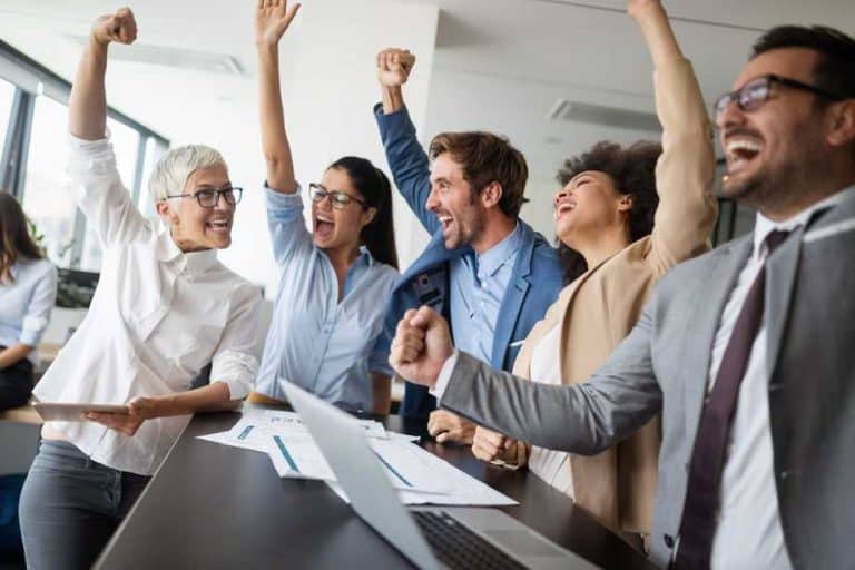 stratégies pour motiver et retenir les employés en entreprise