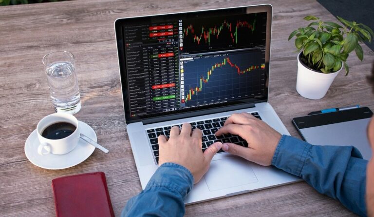 Comparaison des plateformes de trading en ligne pour investir facilement