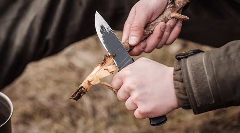 Comment bien choisir son couteau militaire
