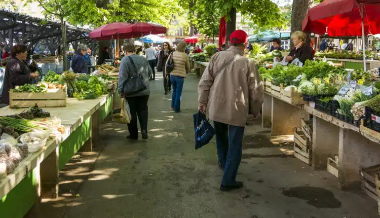 Assurez la sécurité de vos festivités locales grâce aux barrières de police !