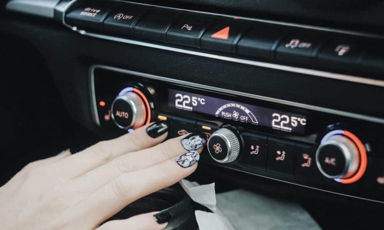 Validation du code d'autoradio Renault pour écouter la radio