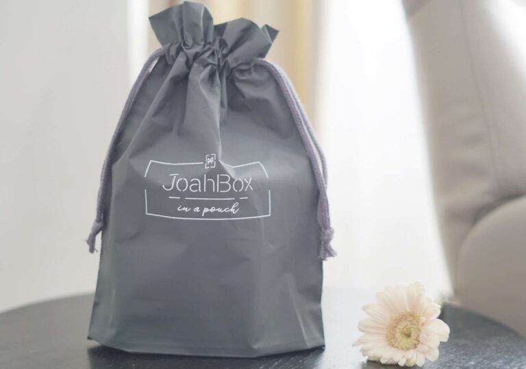 Unboxing de la Joah Box avec produits de beauté coréens