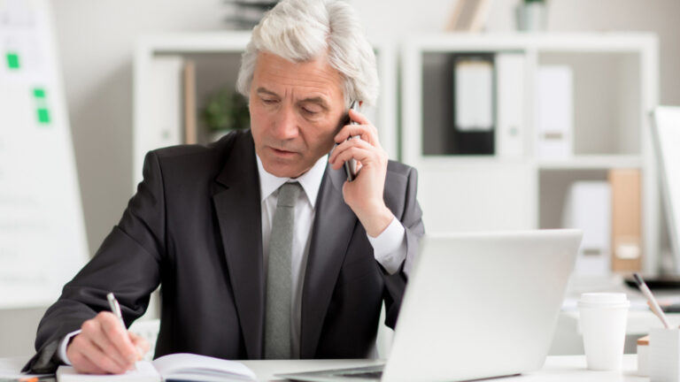 Avocat spécialisé en recouvrement de créances : un partenaire clé pour récupérer vos impayés