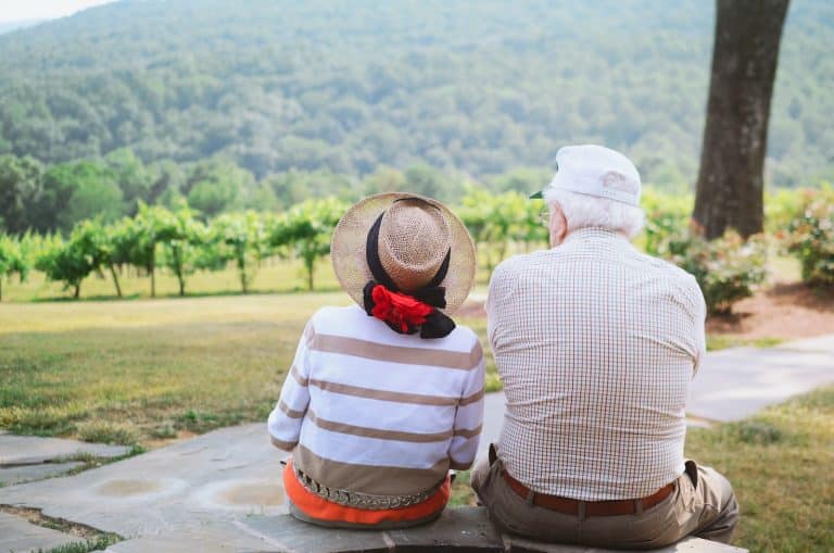 Comment choisir une maison de retraite ou un EHPAD pour un proche ?