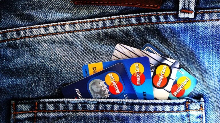 Comment choisir sa carte bancaire ? 