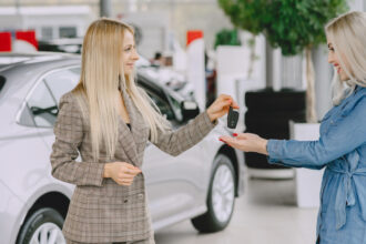Comment trouver la voiture neuve qui offre le meilleur rapport qualité-prix ?