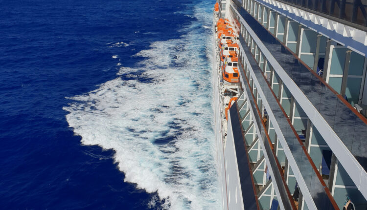 Découvrez les bateaux de croisière renommés pour des voyages inoubliables