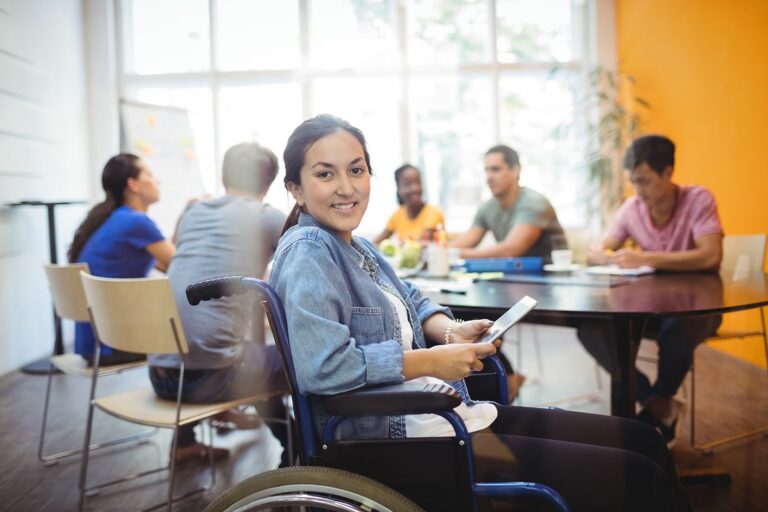 personne en fauteuil