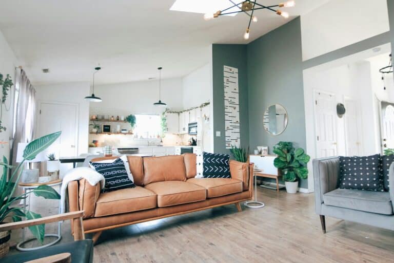 Différentes pompes utilisées dans une maison pour divers usages