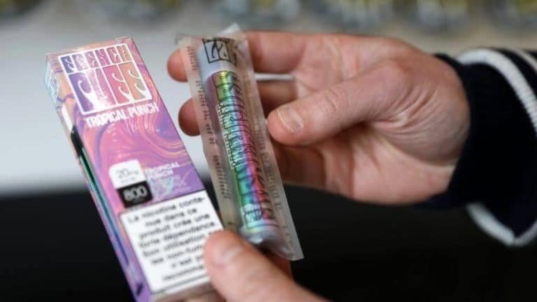 Cigarette électronique jetable avec design moderne et coloré