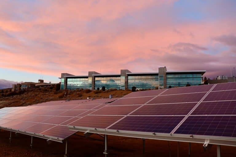 Conseils pour une installation des panneaux photovoltaïques réussie