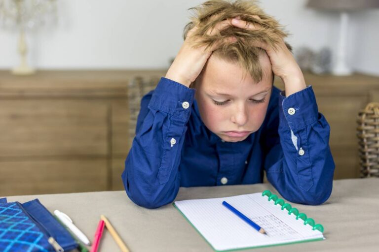 Stratégies pour prévenir l'échec scolaire chez les enfants